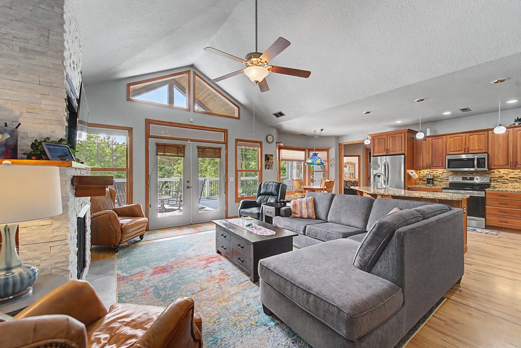 264 Chapel Cove Circle