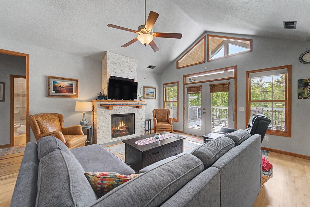 264 Chapel Cove Circle