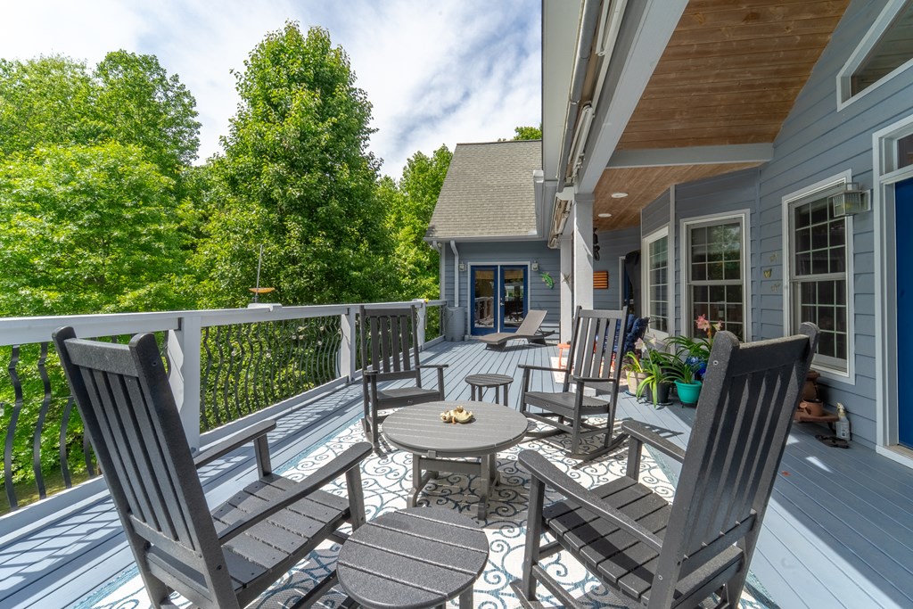 264 Chapel Cove Circle