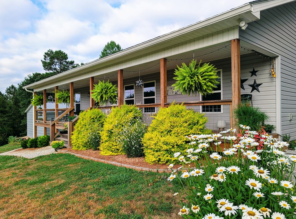 261 Tanasi Lane