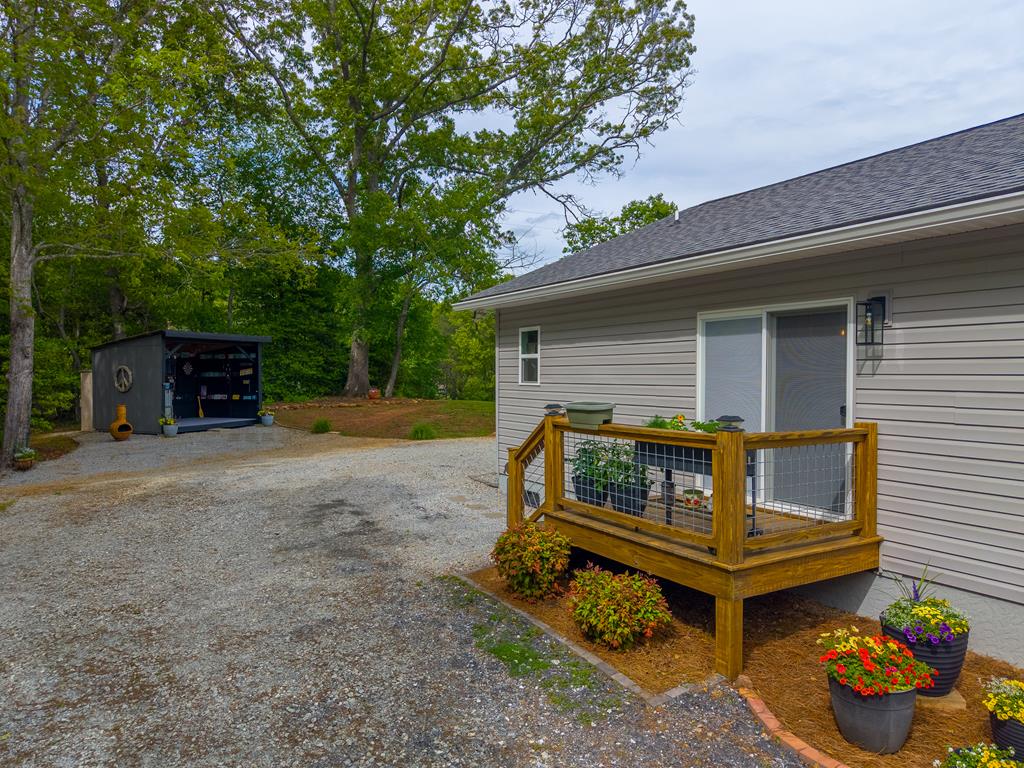 261 Tanasi Lane