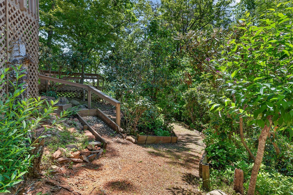 9303 Bryson City Rd