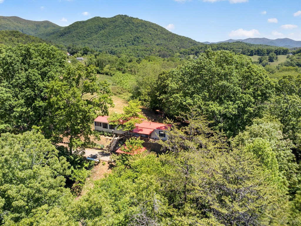 9303 Bryson City Rd