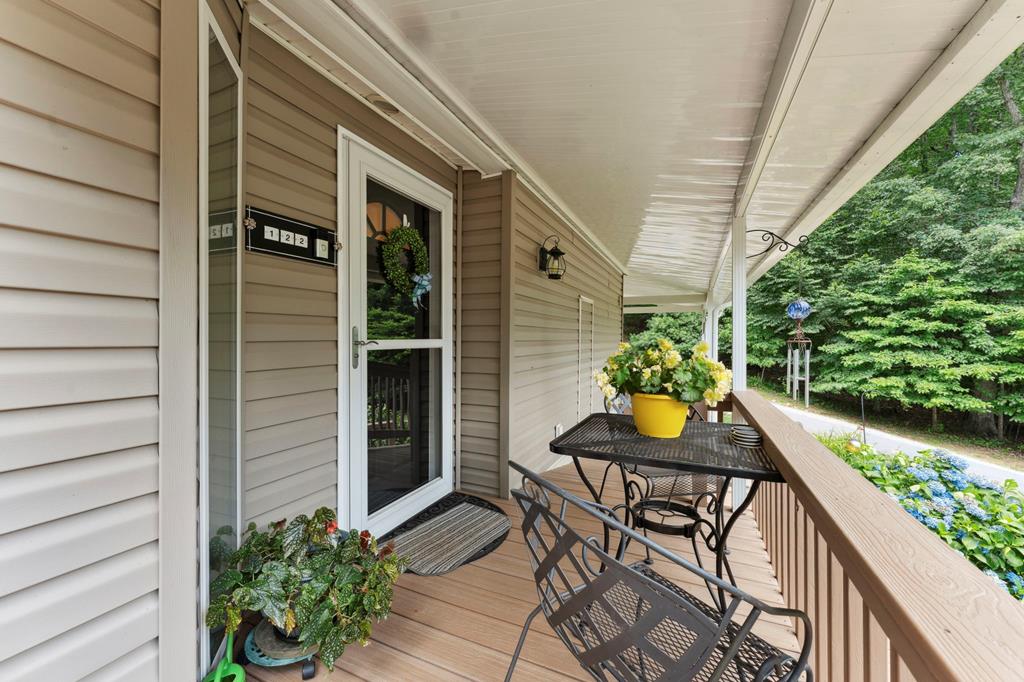 122 Paige Lane
