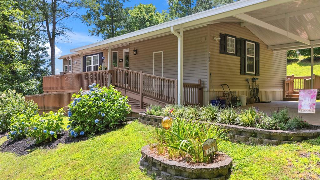 122 Paige Lane