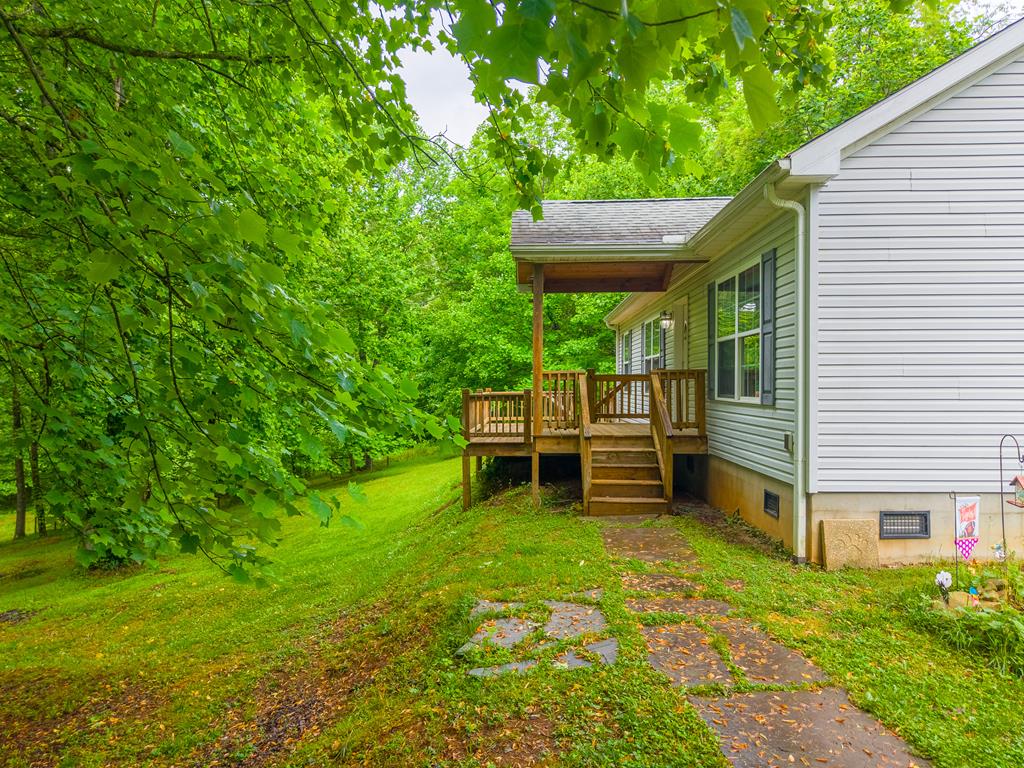 60 Family Branch Road