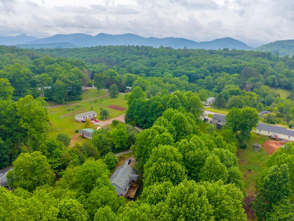 60 Family Branch Road