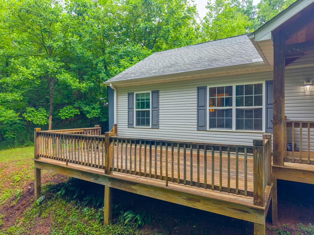 60 Family Branch Road