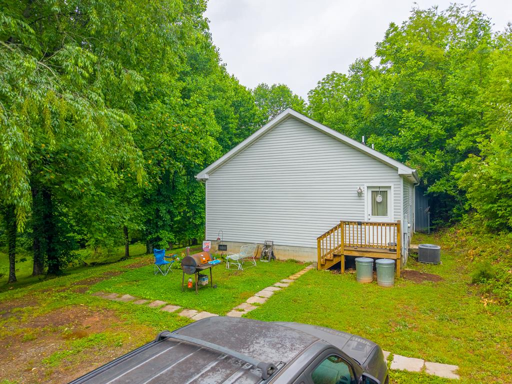 60 Family Branch Road