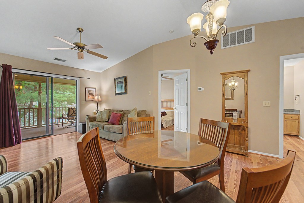 35A Mint Lake Court W