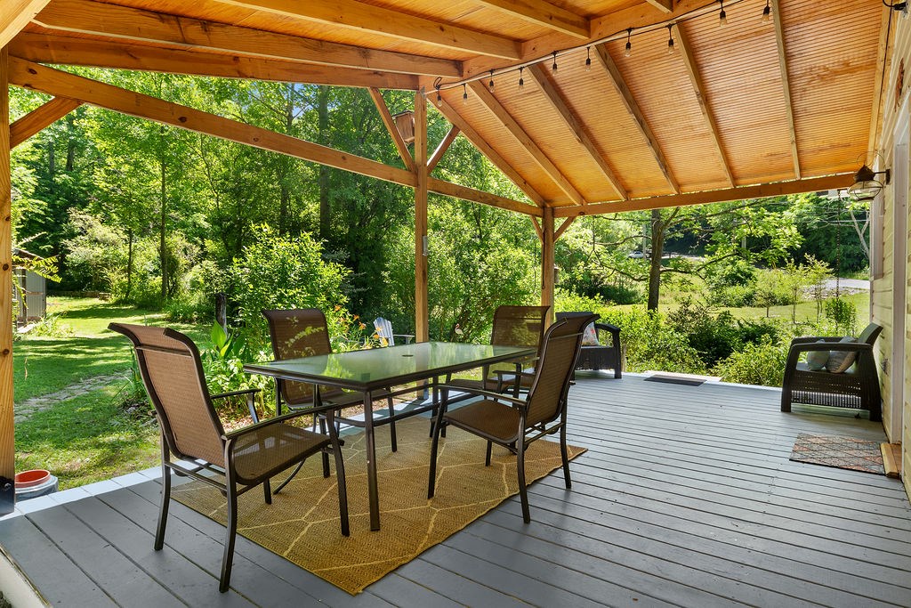 226 Little Ellijay Rd