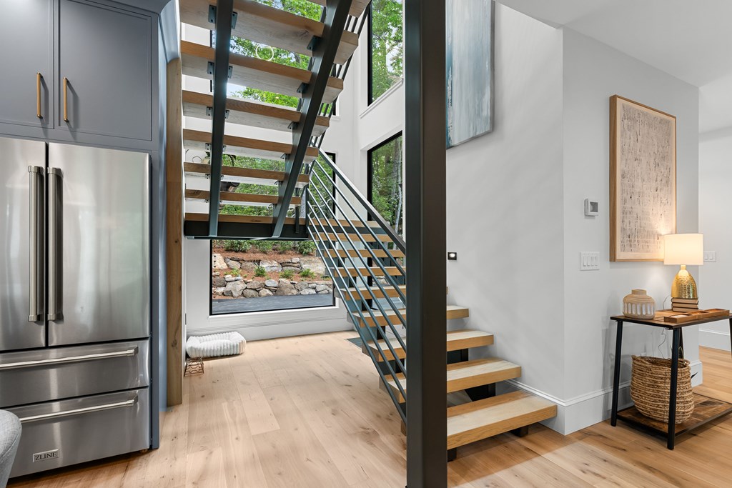 180 Hemlock Circle