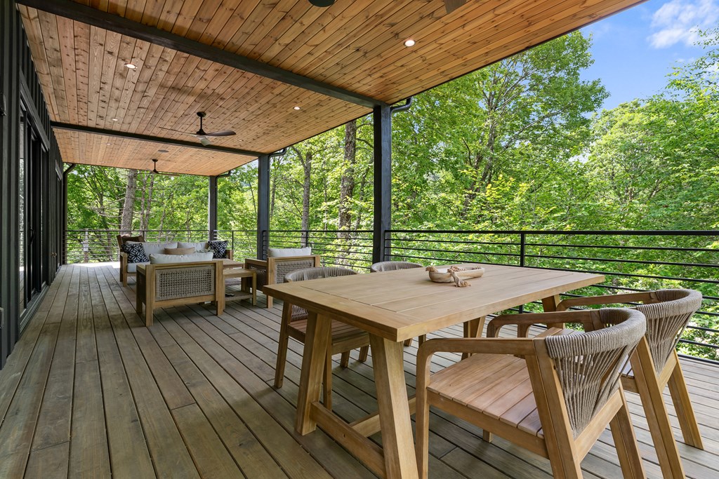 180 Hemlock Circle