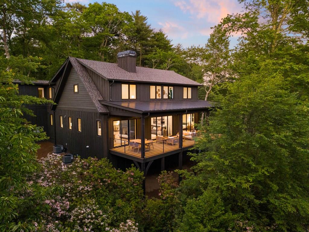 180 Hemlock Circle