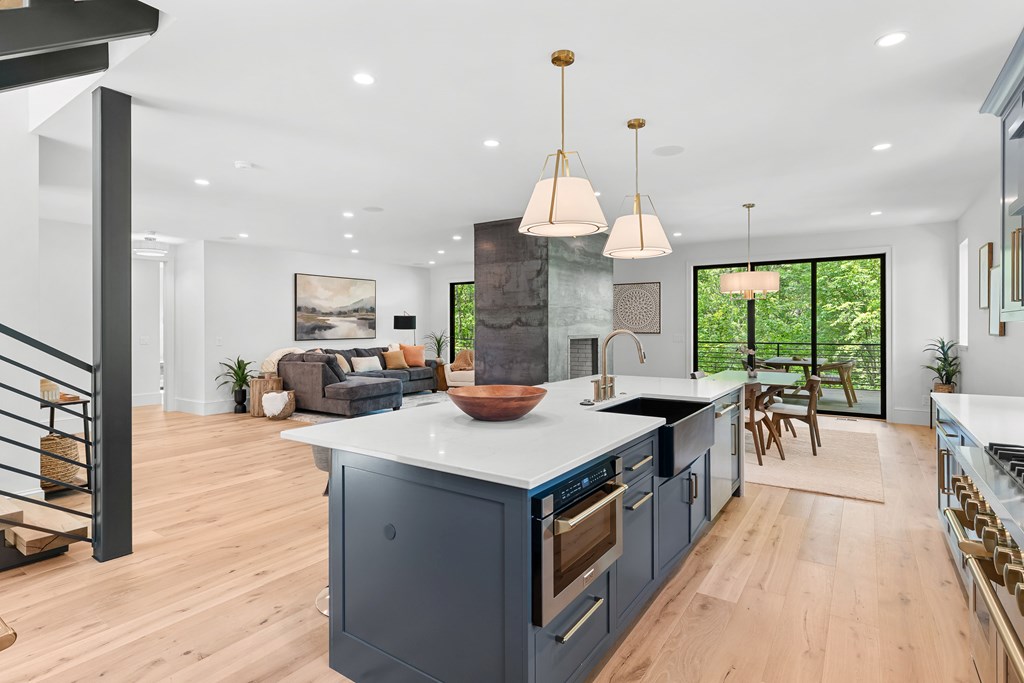 180 Hemlock Circle