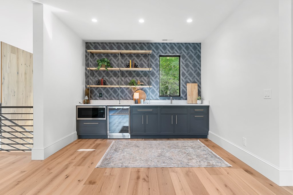 180 Hemlock Circle