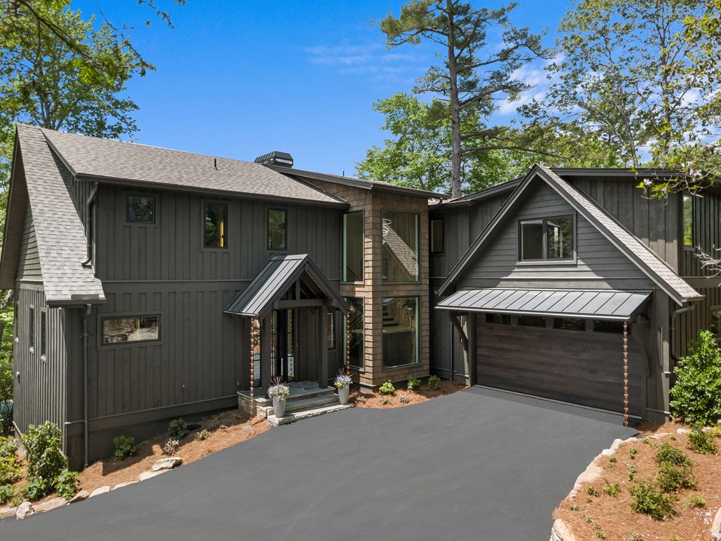 180 Hemlock Circle