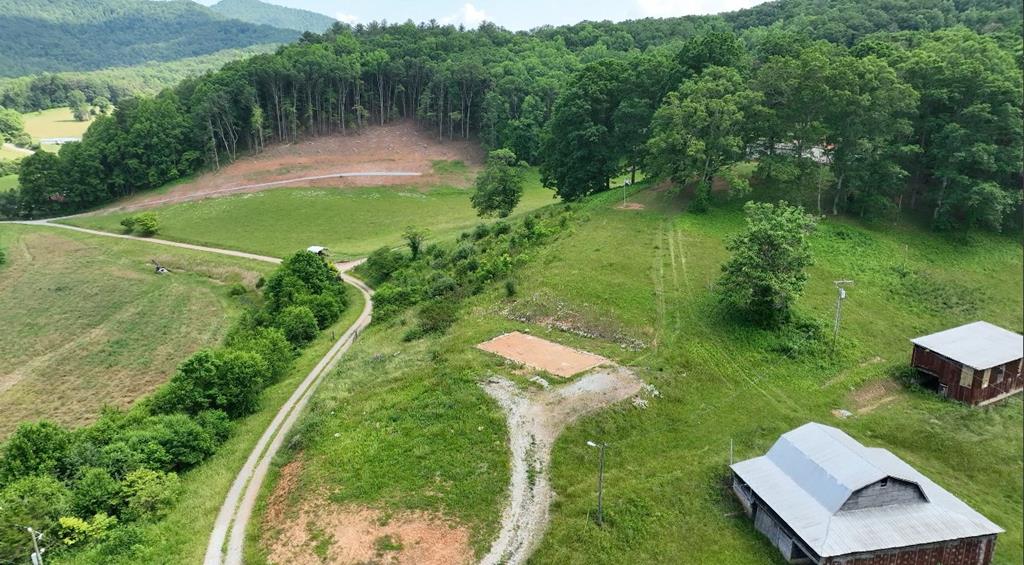 138 Turkey Hollow Road
