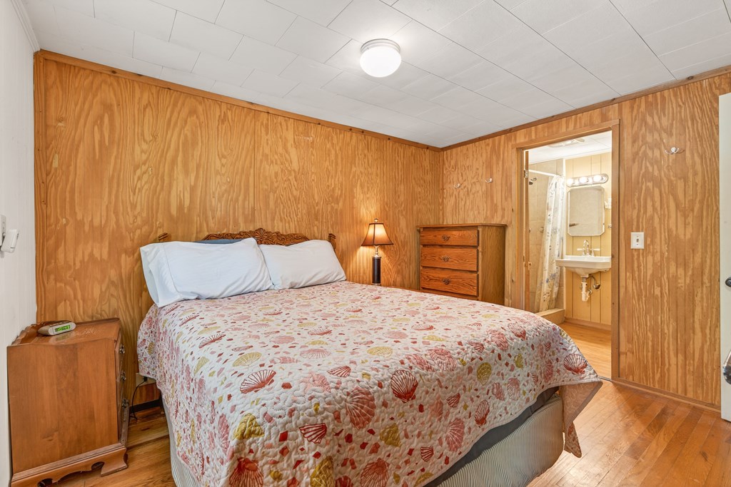 287 Middle Skeenah Rd