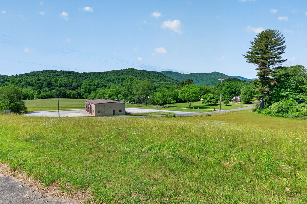 287 Middle Skeenah Rd