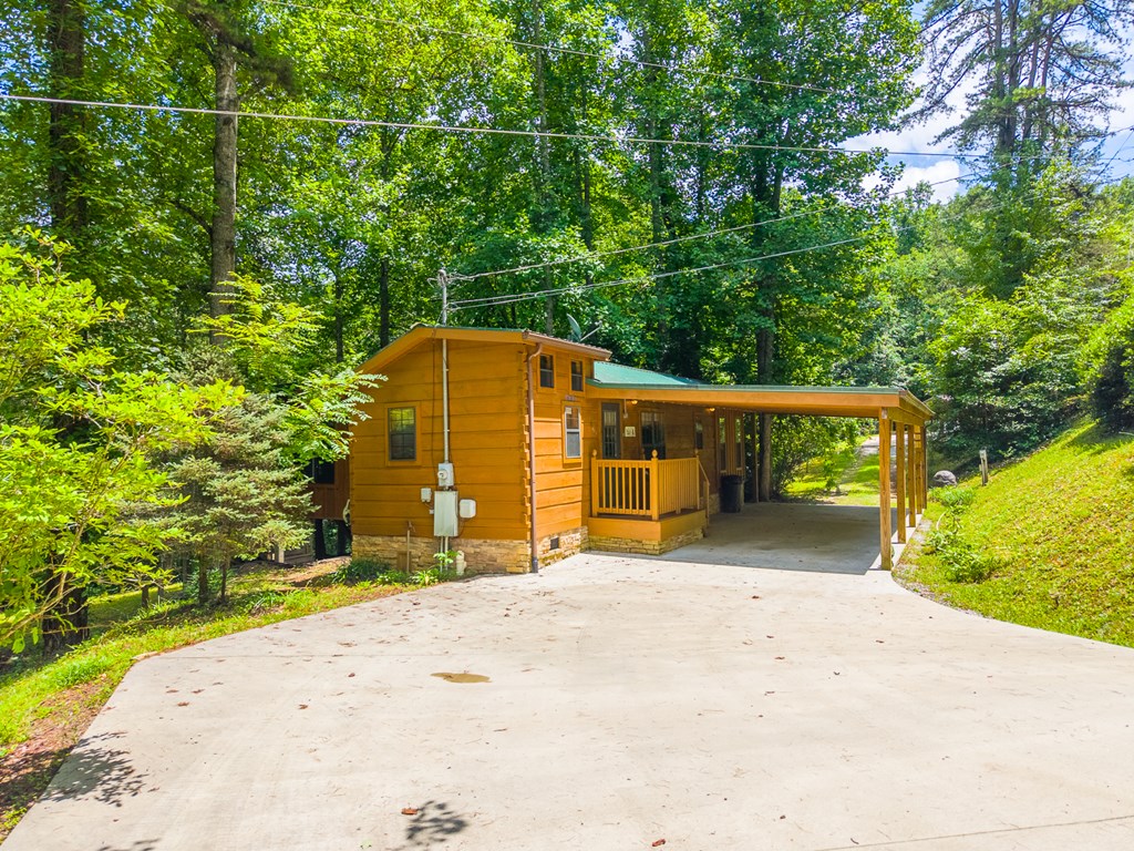 365 Cedar Hills Drive