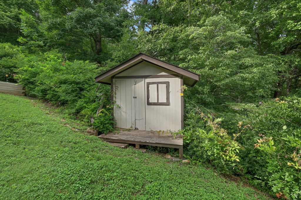 614 Waterfall Drive