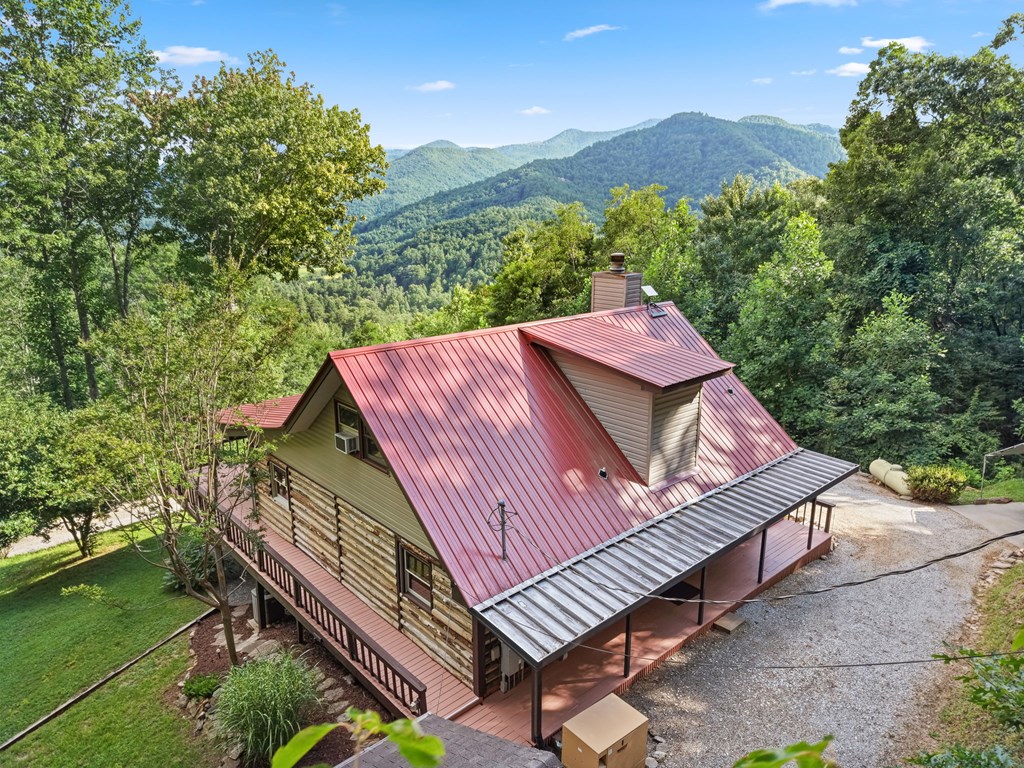614 Waterfall Drive