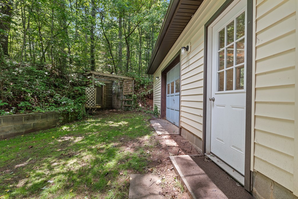 86 Rose Hill Dr