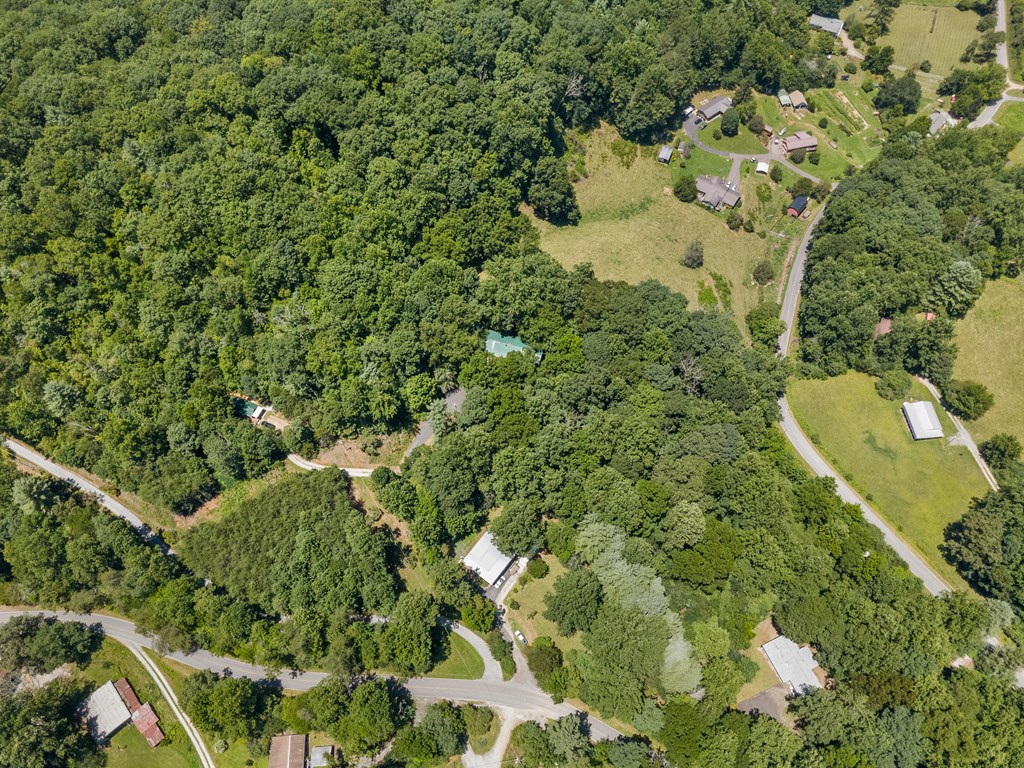 86 Rose Hill Dr