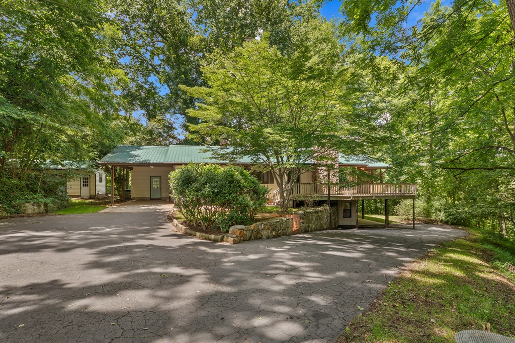 86 Rose Hill Dr