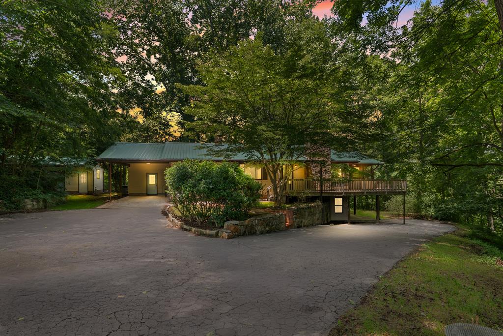 86 Rose Hill Dr