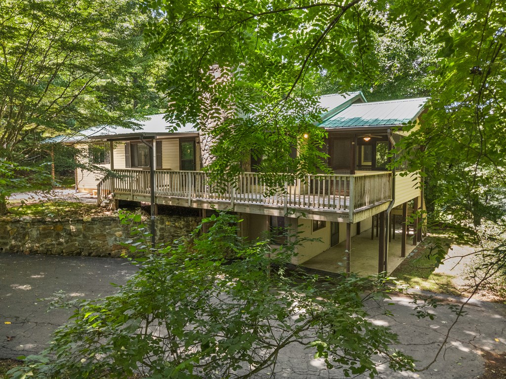 86 Rose Hill Dr