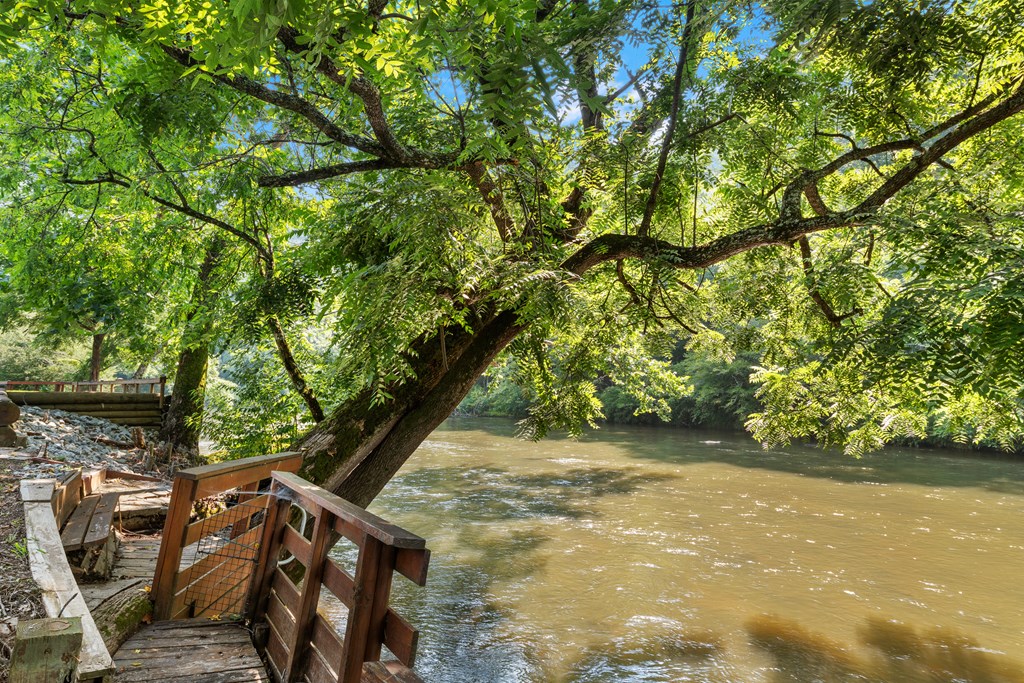158 RIVERS EDGE TRL LOT 11