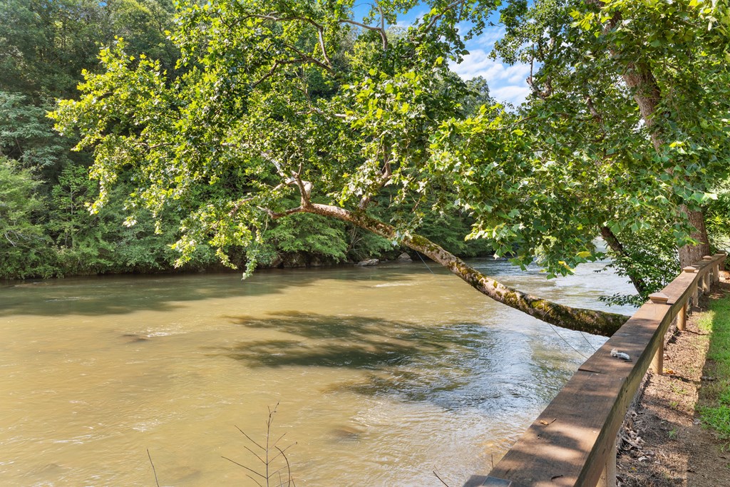 158 RIVERS EDGE TRL LOT 11