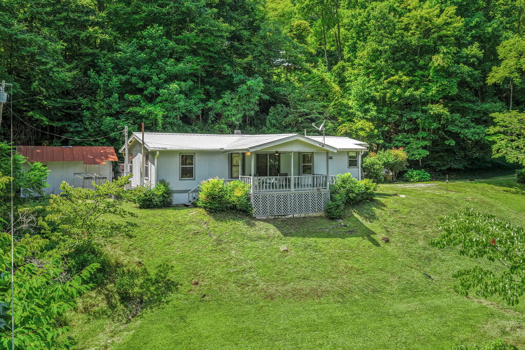 2572 South Skeenah Road