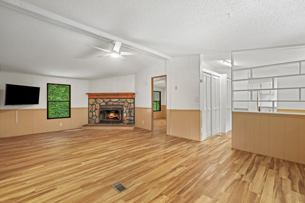 2572 South Skeenah Road