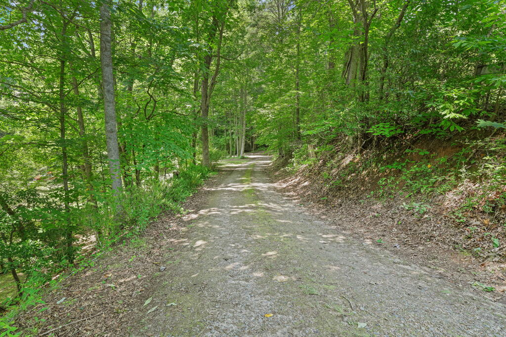 2572 South Skeenah Road