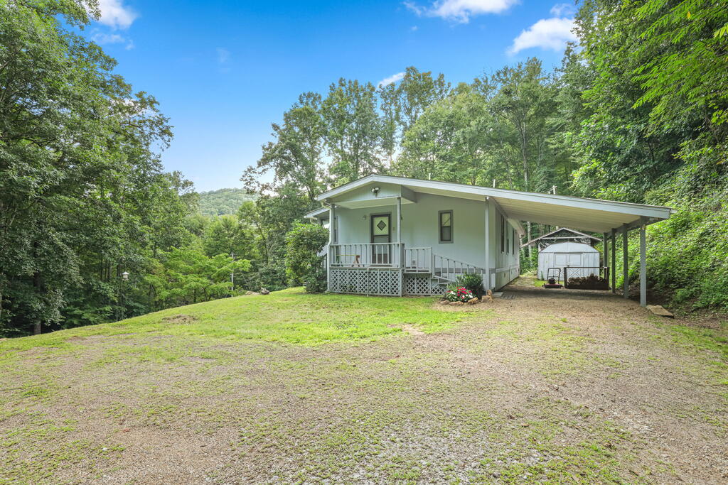 2572 South Skeenah Road