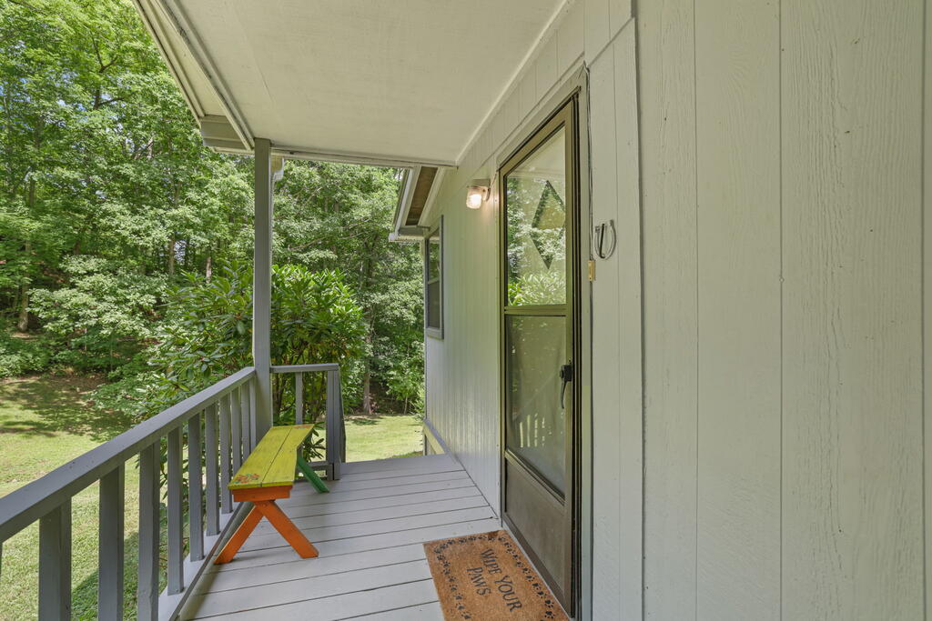2572 South Skeenah Road