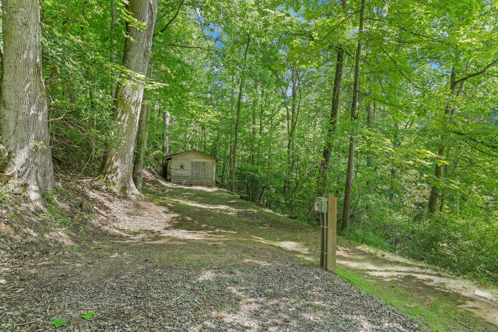 2572 South Skeenah Road