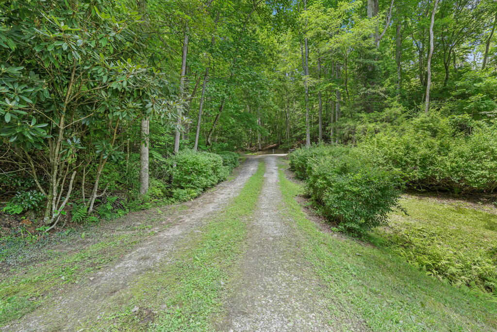 2572 South Skeenah Road