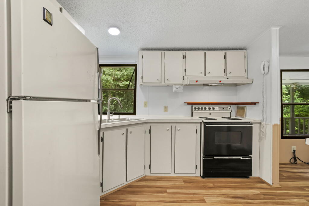 2572 South Skeenah Road
