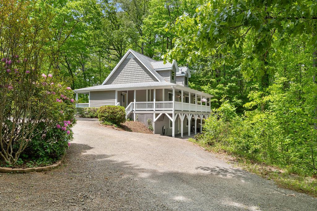 251 Tall Timber Drive