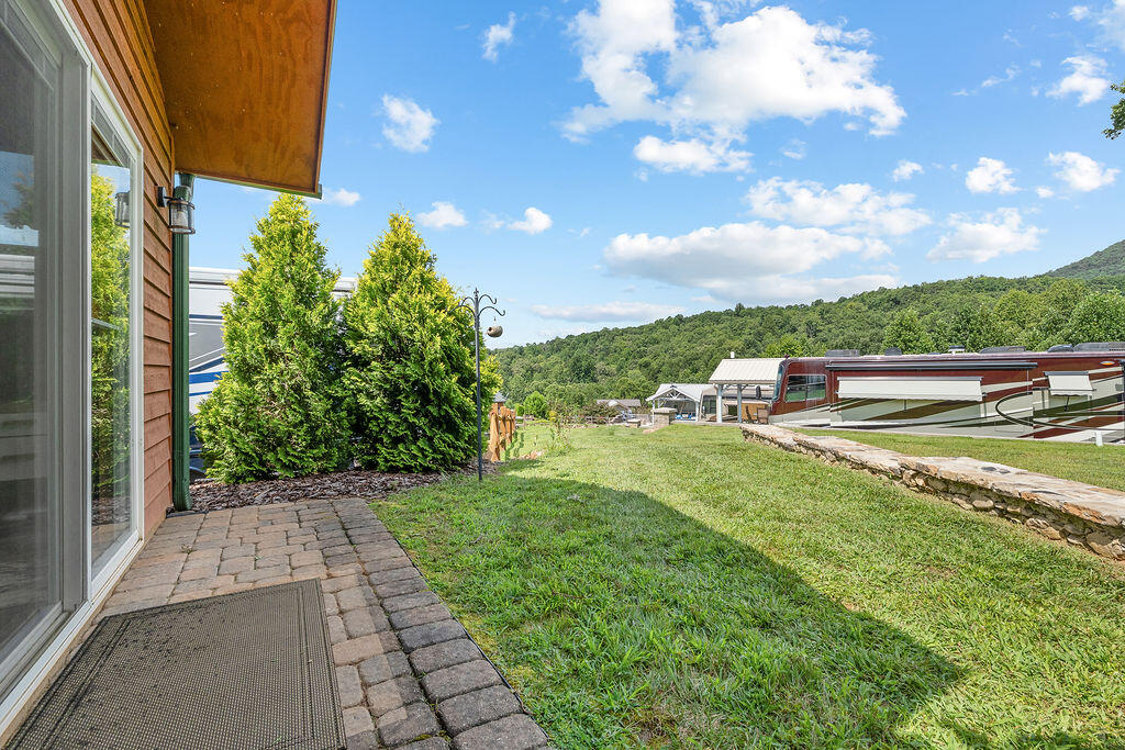 60 Sunset Lane