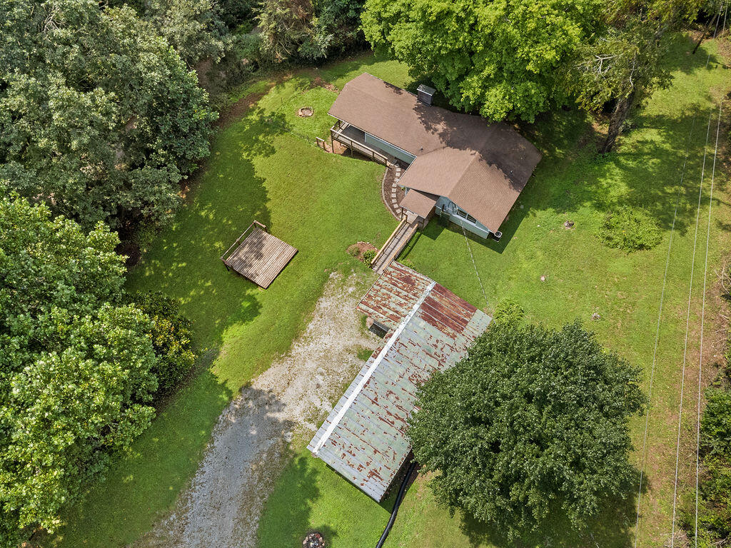 522/526 Coweeta Church Rd