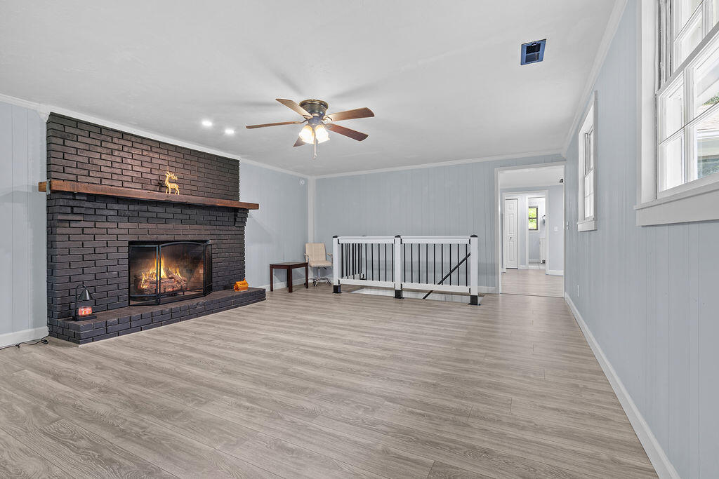 522/526 Coweeta Church Rd