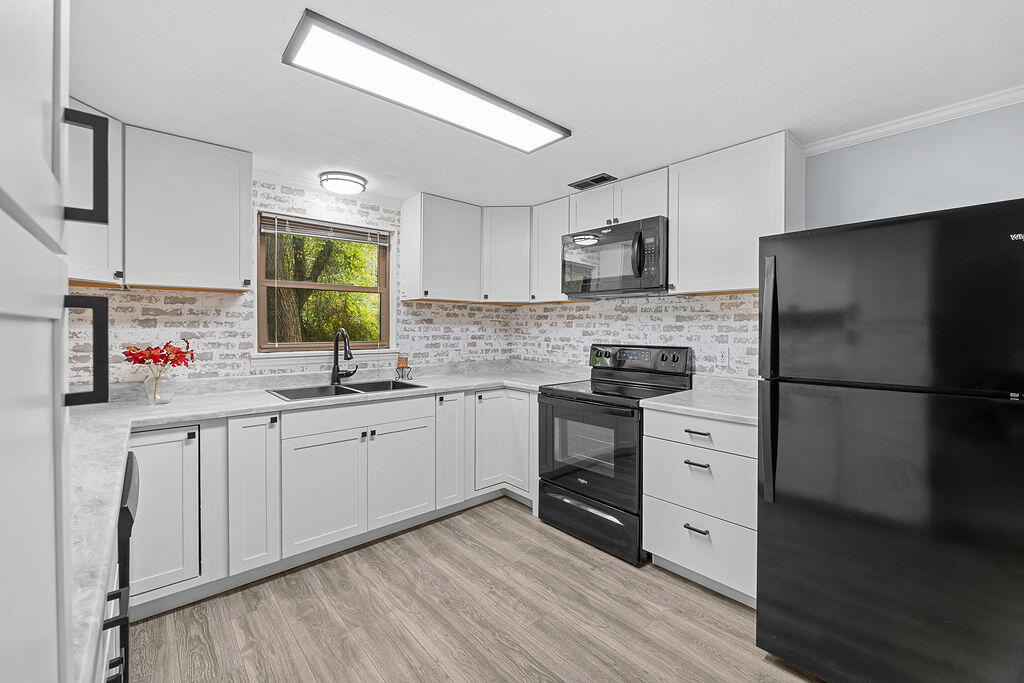 522/526 Coweeta Church Rd