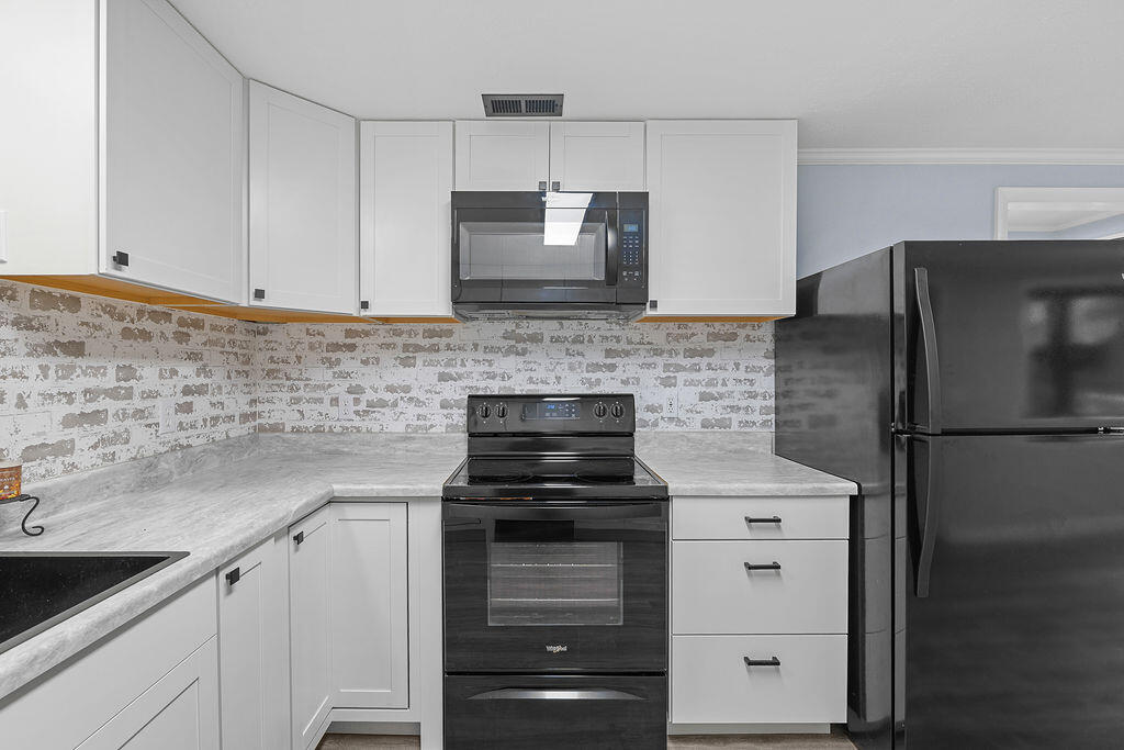 522/526 Coweeta Church Rd