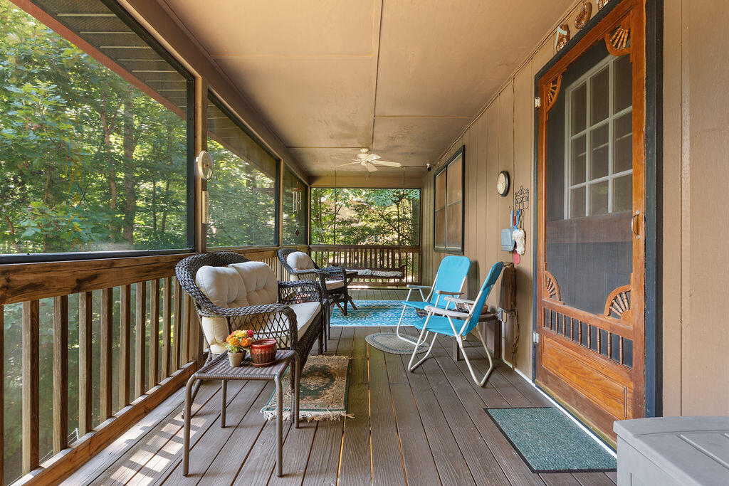 790 Woodland Heights