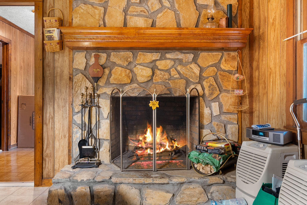 790 Woodland Heights